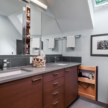 LP Master Bathroom