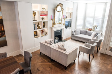 Traditional living room in London.