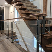 Foto von Omega Iron and Railings