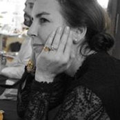 Justine Vuj's photo