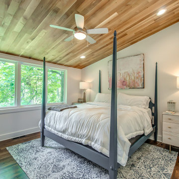 Lighting: Superior Custom Homes & Remodeling