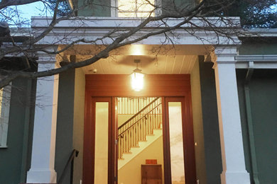 Example of a classic exterior home design in San Francisco