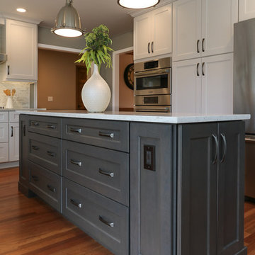 Modernizing an 80's kitchen