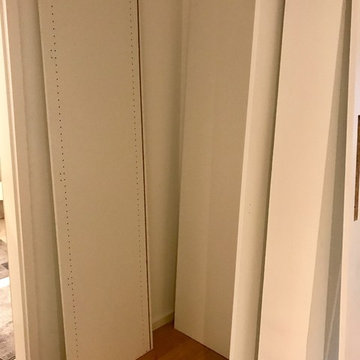 Einbauschrank Modern Weiß Passgenau in die Nische integriert