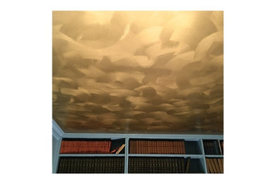 Gold swirl ceiling in Newton