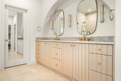 Example of a bathroom design in Los Angeles