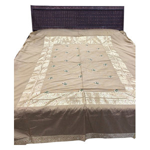 Mogul Interior - Indian Bedding Bedspread King Size, Beige, 5-Pieces - Blankets
