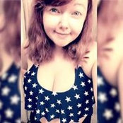 Emily Evanss foto