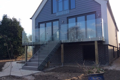 Frameless Glass Balustrade with Composite Decking Flooring and Steps