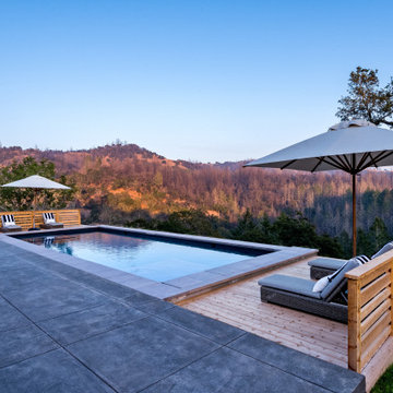 1920 Redwood Hill - Merchandised
