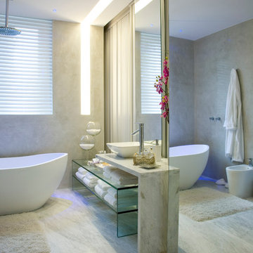 UltraMirror Glass