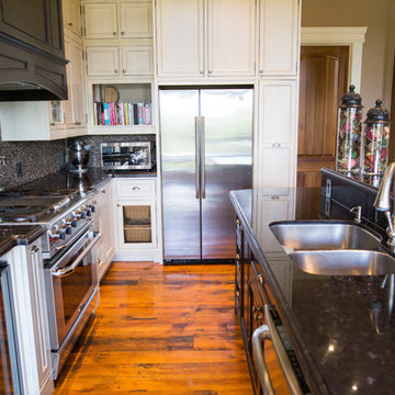 Kitchens: In Oakville and Burlington