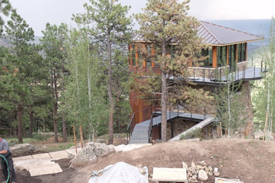 Example of a mountain style entryway design in Denver