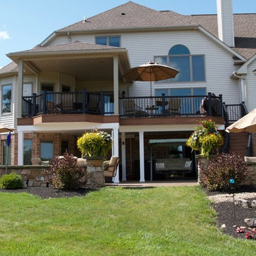 Medina - Deck/Screened Walkout