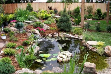 Design ideas for a traditional garden in Oklahoma City.