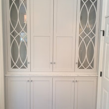 Hall cabinet