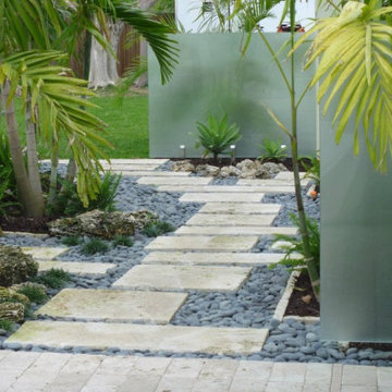 Stepping Stone walkway Miami Florida Tropical landscaping