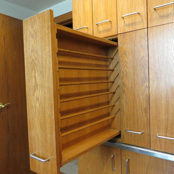 jewelry craft room