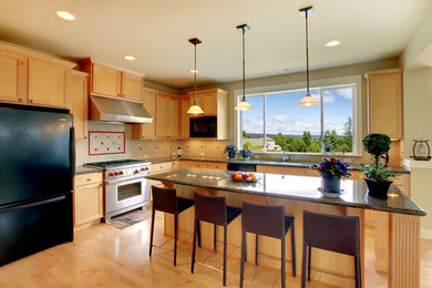 Kitchen photo in Orange County