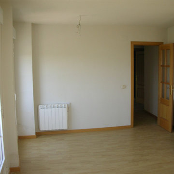 Edificio 19 viviendas, 4 locales comerciales y 15 plazas de garaje 2.208,26 m2.