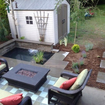 Natural Stone Courtyard Pond and Gardens