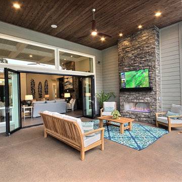 The Eagle's Peak : 2018 Parade of Homes