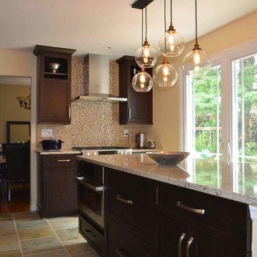 Small Kitchen with Center Peninsula