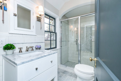 Example of a bathroom design in Baltimore