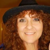 Beverly Mores foto