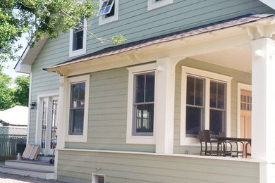 Example of an arts and crafts exterior home design in New York