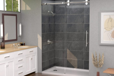 Bathroom - contemporary bathroom idea in New York