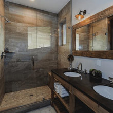Clarissa’s Bathroom
