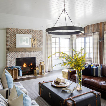 Langley Historical Farmhouse - Living Room