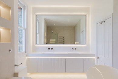 Contemporary bathroom in London.