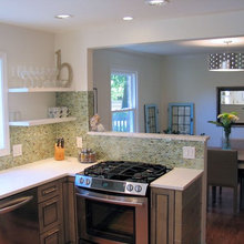 Breakfast bar area