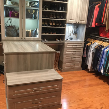 Master Closet - Raised Panel Campania - Rice Military, Houston, TX