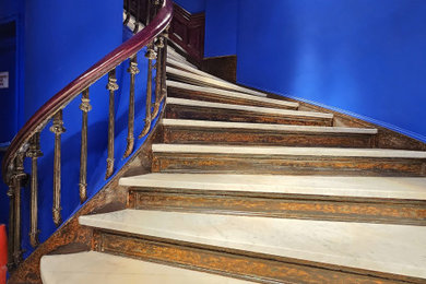 Staircase - modern staircase idea in Newark
