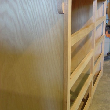Thorne Dressers