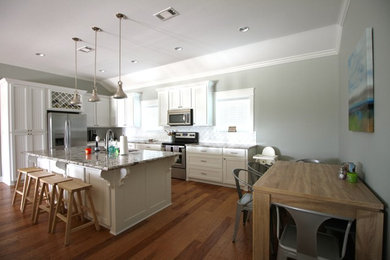 Kitchen photo in Houston