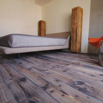 DuChateau European Oak Bedroom Factor Surfaces