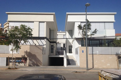 Inspiration for a modern home design remodel in Tel Aviv