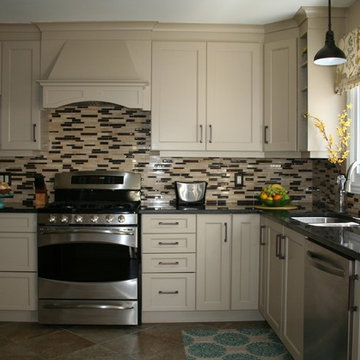 Transitional Style Kitchen