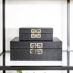 Bright open concept main floor - Decorative Boxes