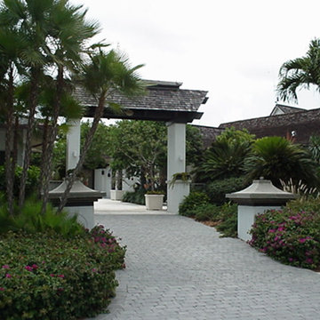 A passion for plants and art unite in this Asian garden.