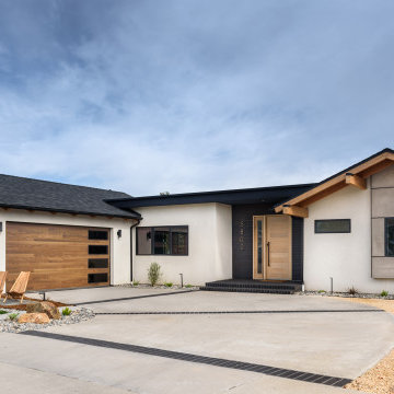 Del Cerro Residence - Front