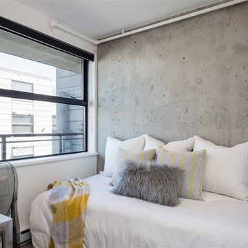 Penthouse Loft - W. 8th Ave, Vancouver
