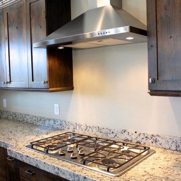 Classic Kitchen featuring: Proline PLZW KB3 Wall Mounted Rood