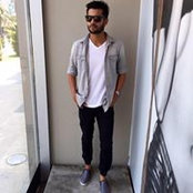 Mark Almeida's photo