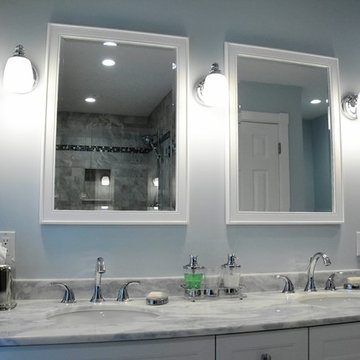 Toile & Marble Bath