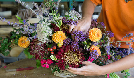 DIY : Un centre de table automnal avec les fleurs du jardin